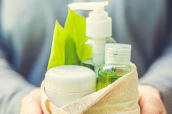 What is the most sustainable packaging for cosmetics?